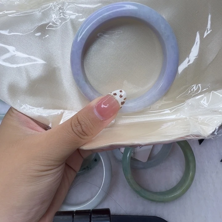 翡翠未镶嵌手链22233333333333