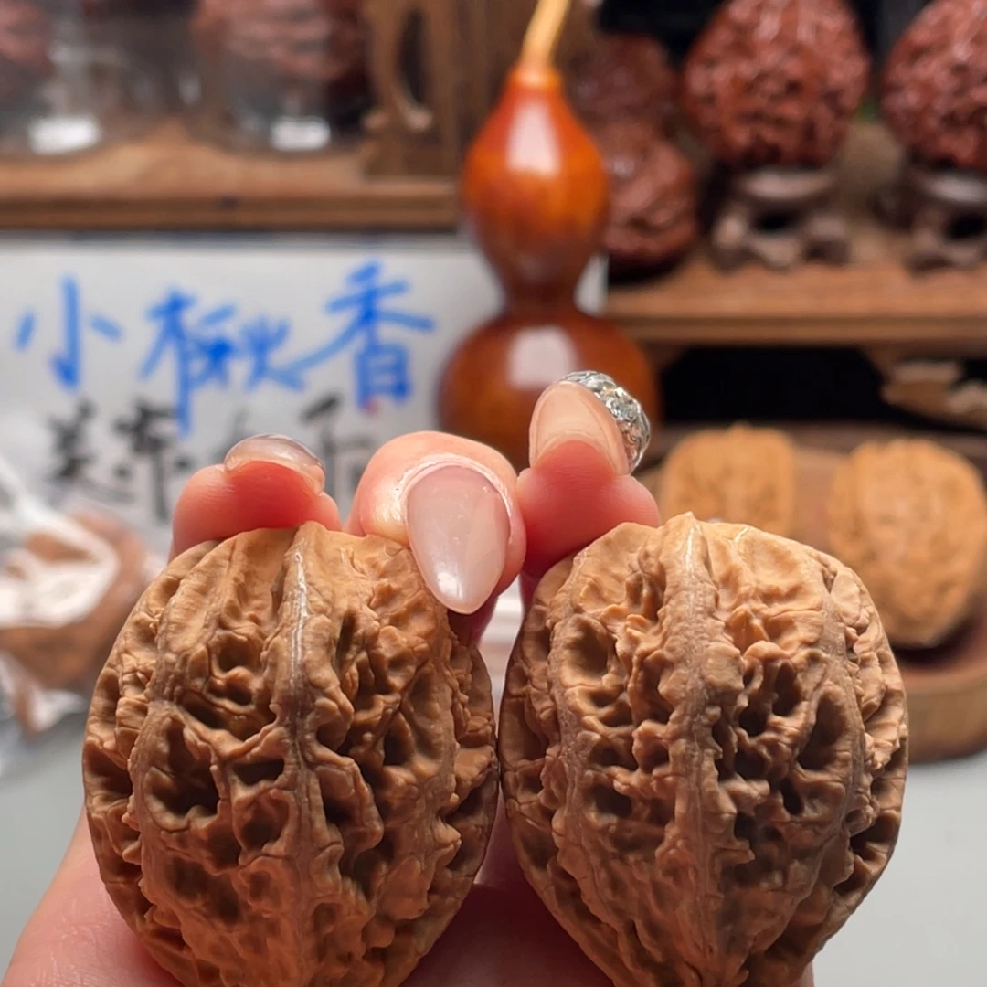 文玩核桃把件小楸香38