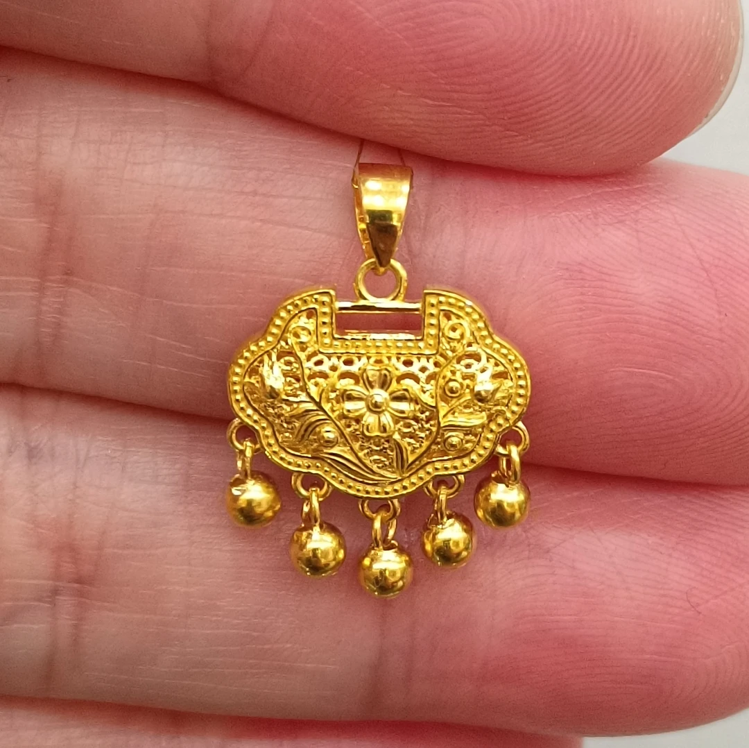 足金999黄金吊坠女式正品纯黄金锁挂坠时尚新款小铃铛锁厚实坠子