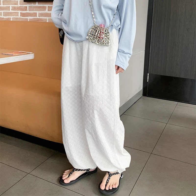 【金恩慧欧尼Hi mood】白色重工镂空提花透气脚口抽绳直筒裤