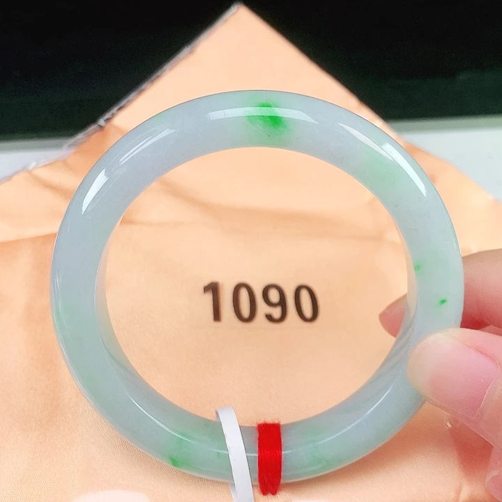 未镶嵌手镯翡翠58