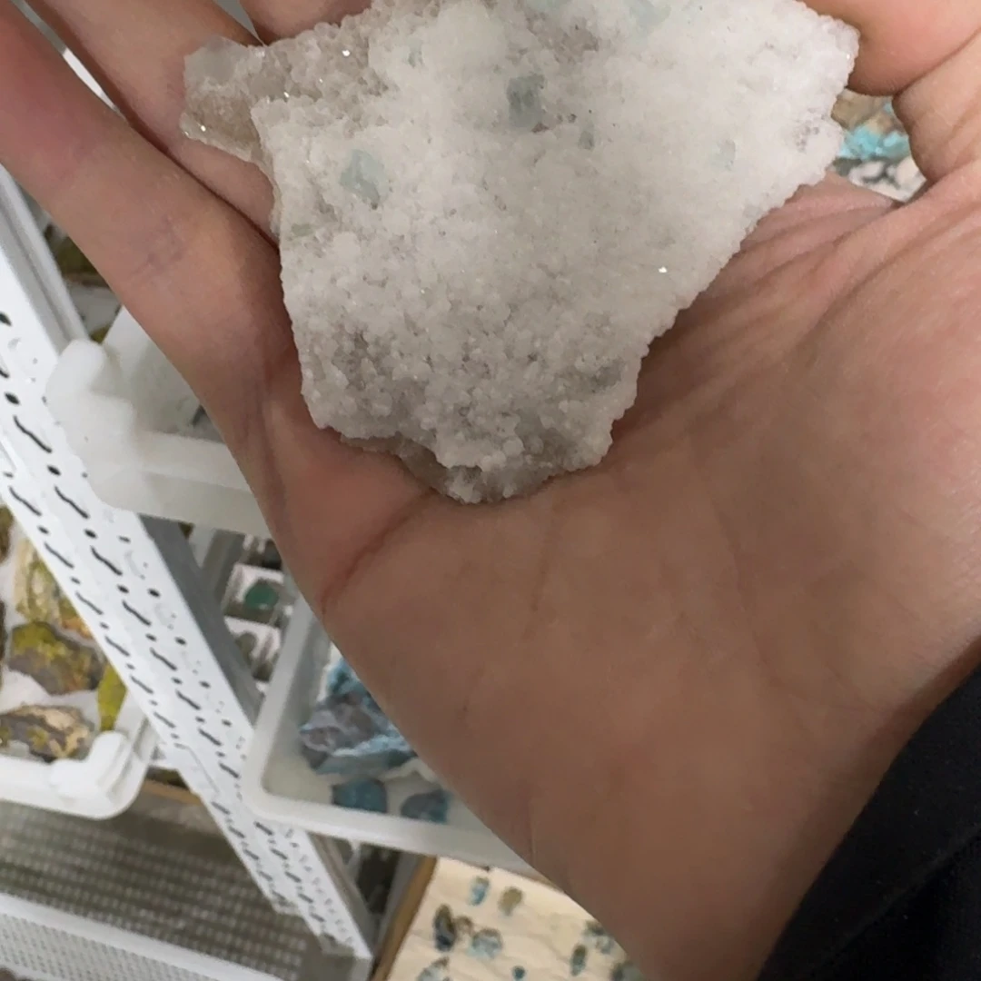 逍***年月下珠宝严选矿物