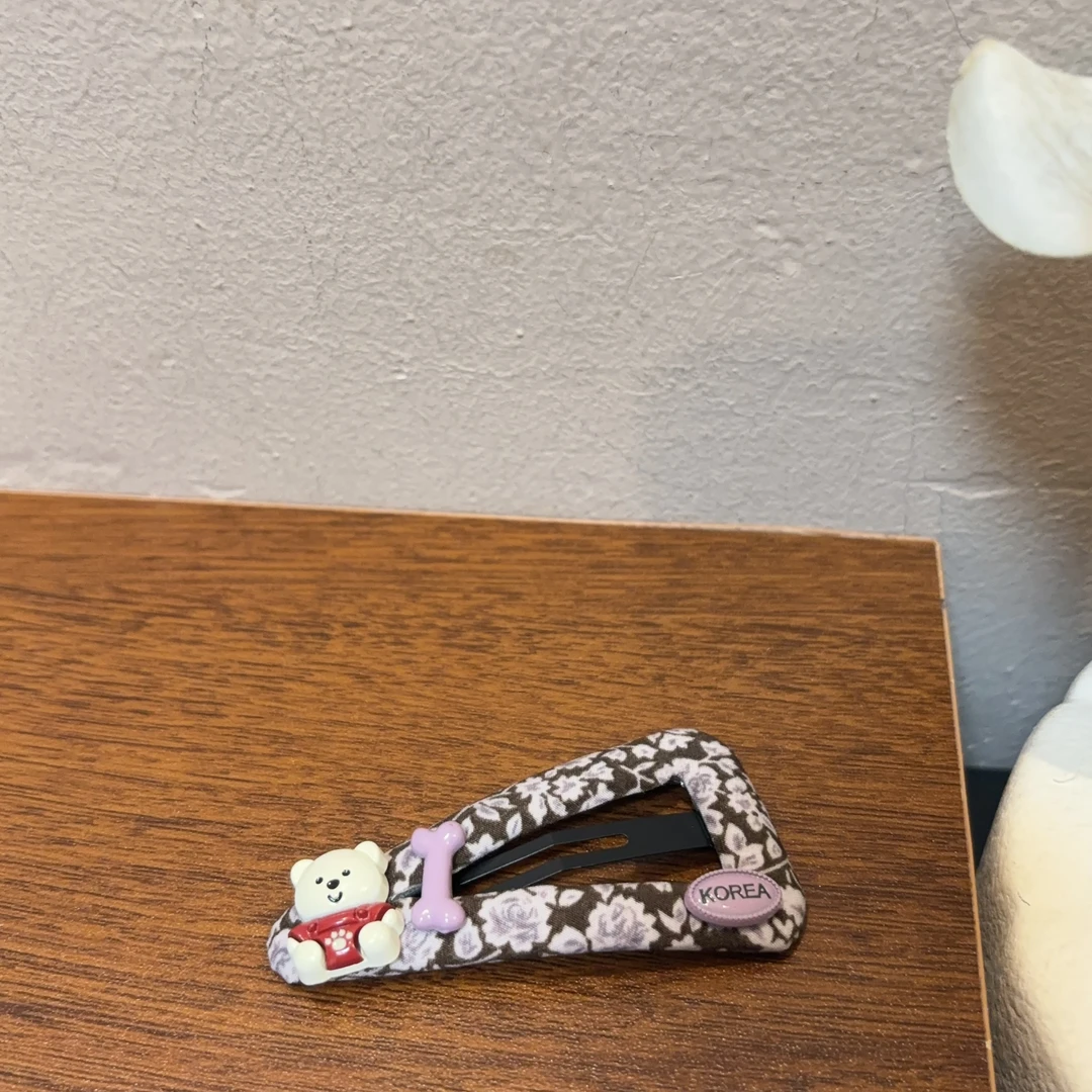 设计款卡通小花三角镂空发夹Y141