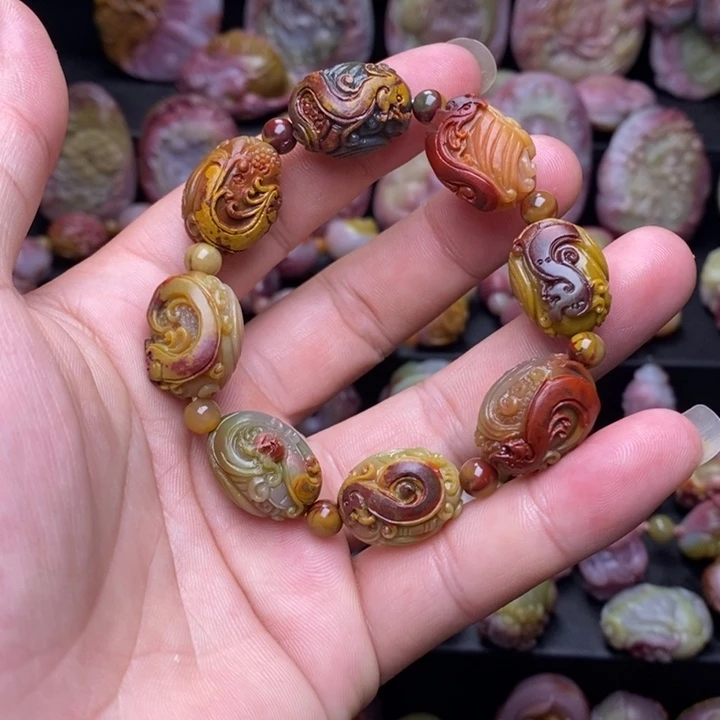 玛瑙/玉髓手串未镶嵌古龙凤