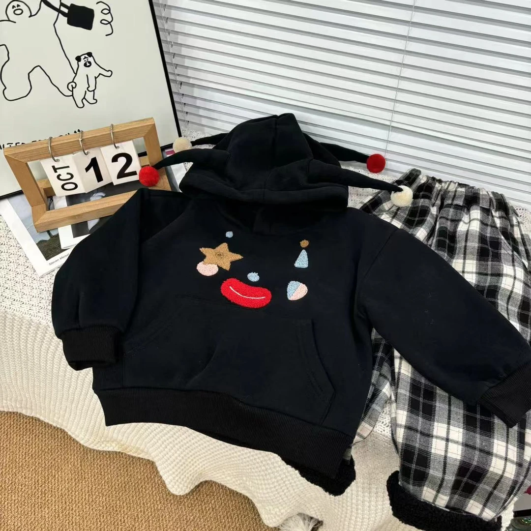 【莎】～儿童秋冬款加绒加厚韩系连帽卡通可爱恶魔卫衣百搭卫衣