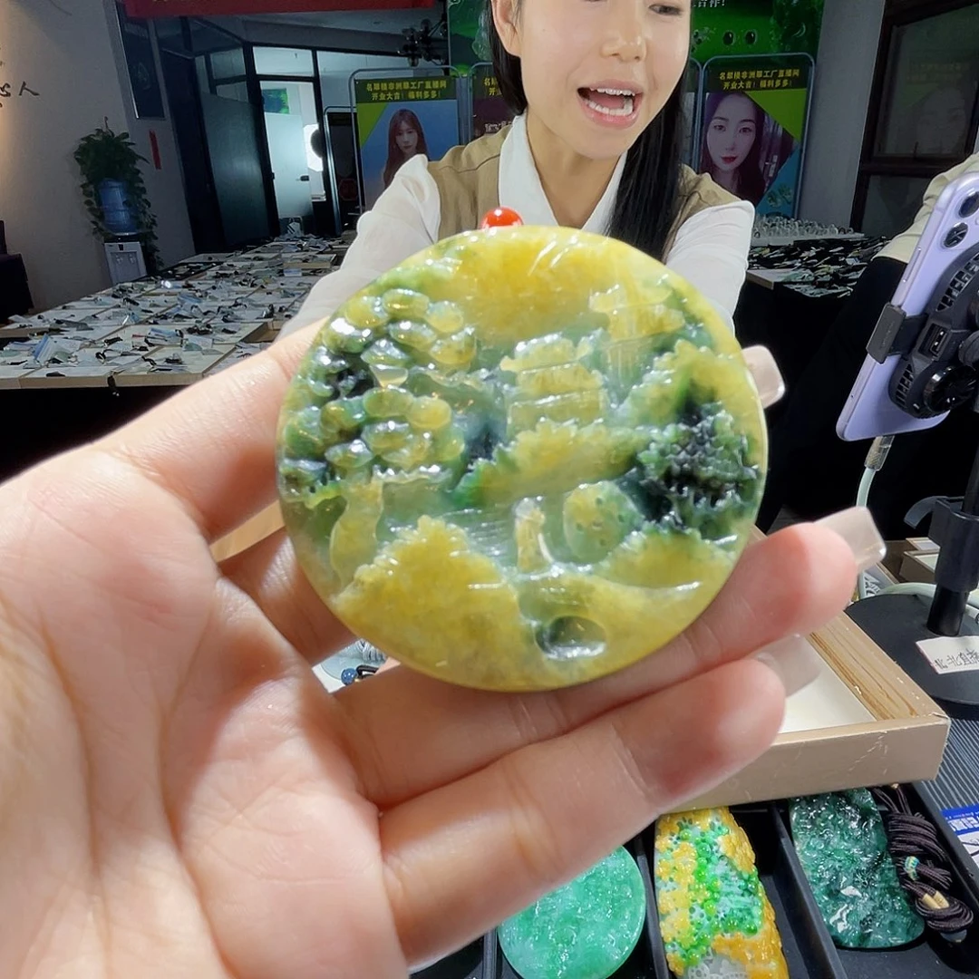 颈饰未镶嵌翡翠一