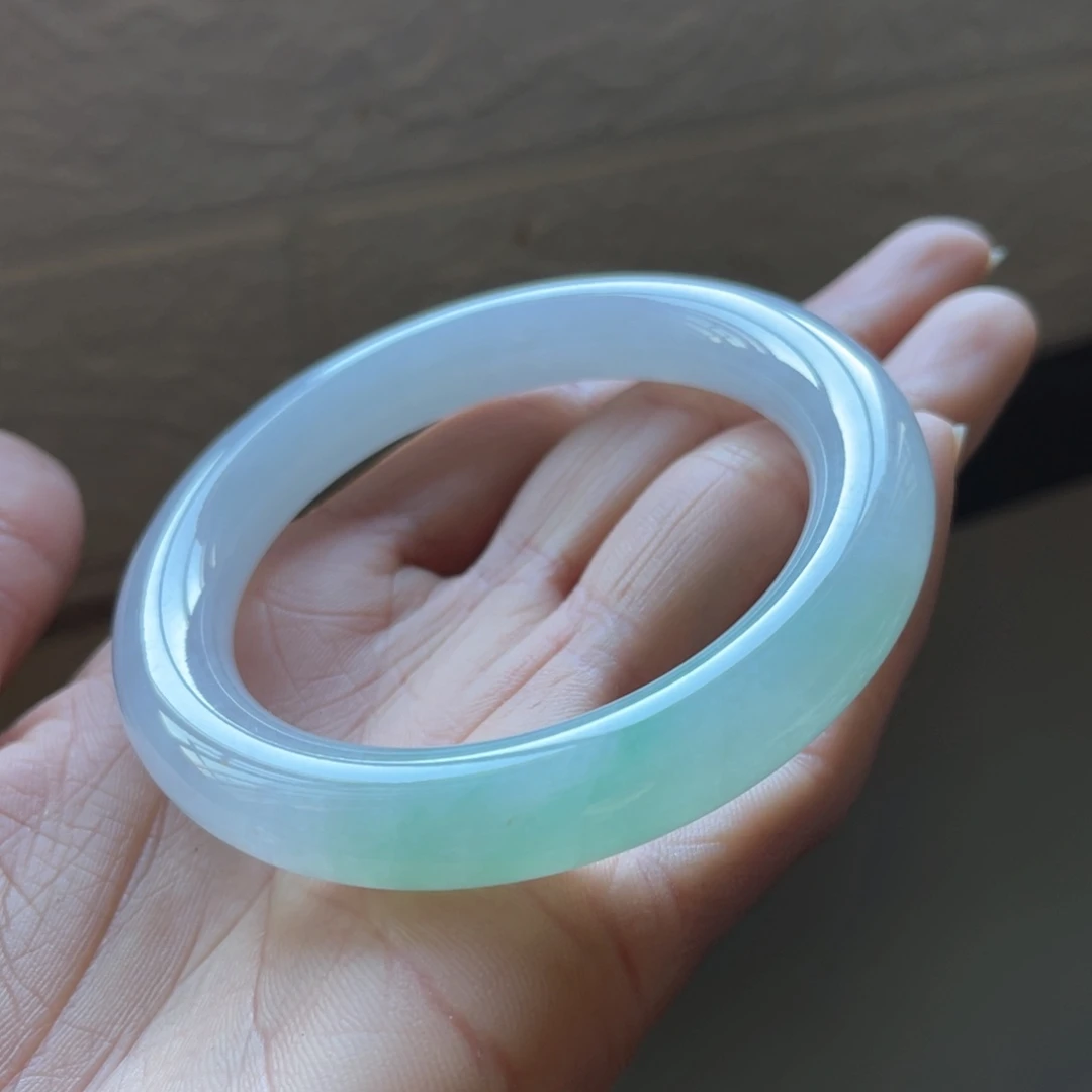 翡翠手镯未镶嵌*️**55.6圈三天鉴赏期