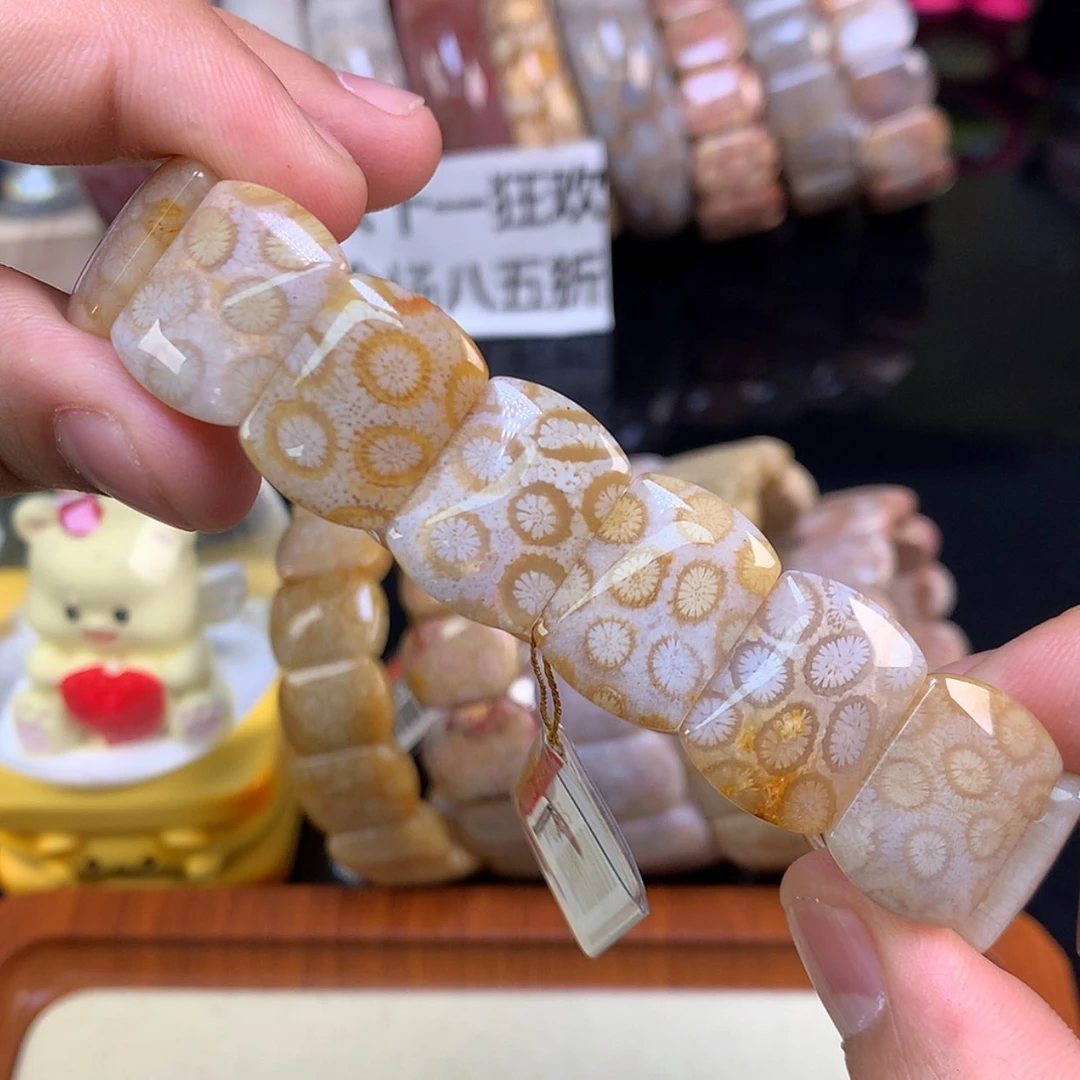 【闪购商品】颈饰未镶嵌硅化珊瑚（珊瑚玉）25号全满豹纹花花