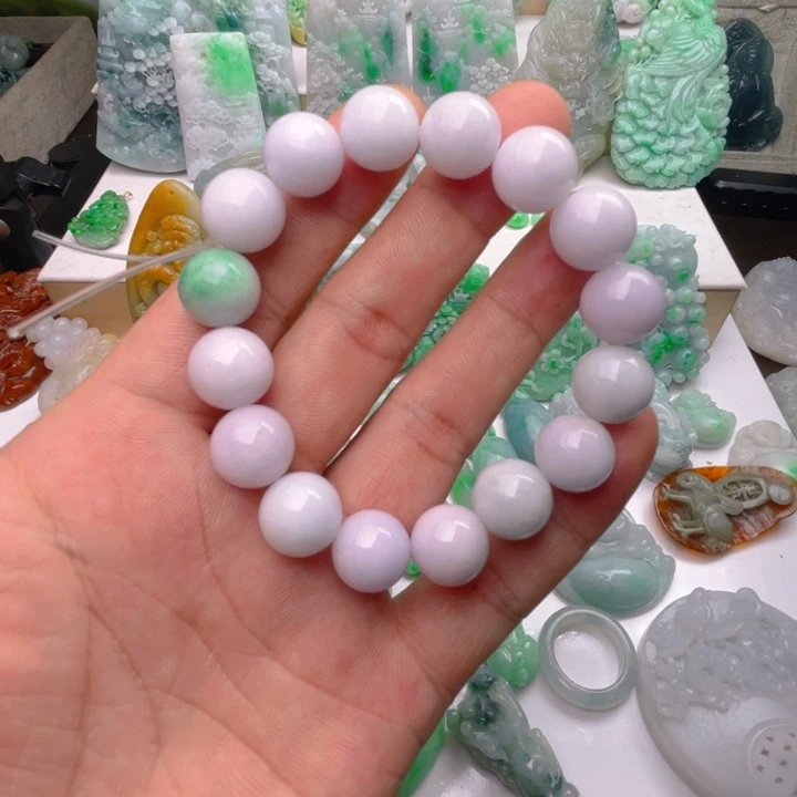 翡翠未镶嵌颈饰翡翠首饰