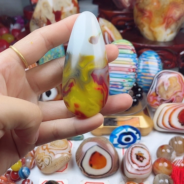 玛瑙/玉髓未镶嵌耳饰