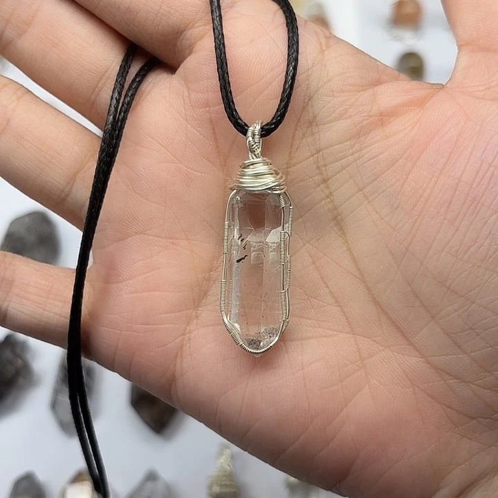 水晶未镶嵌颈饰闪灵钻项链