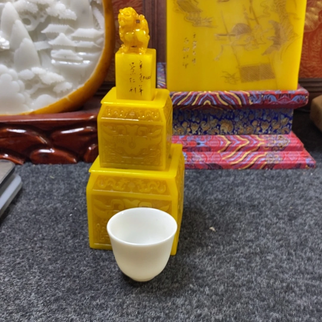 自***在瓷片精品美物大摆件