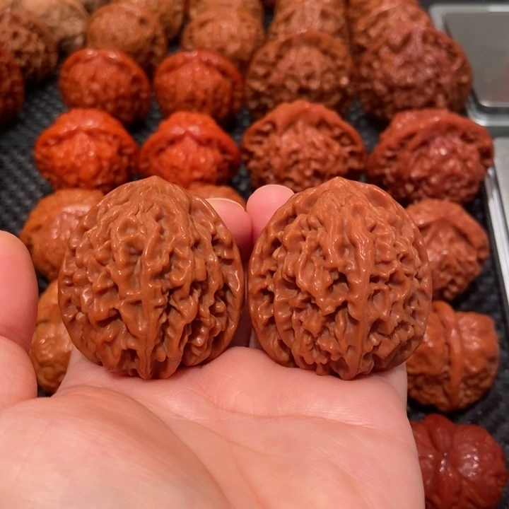 文玩核桃把件40.6尺寸招财鼠1663