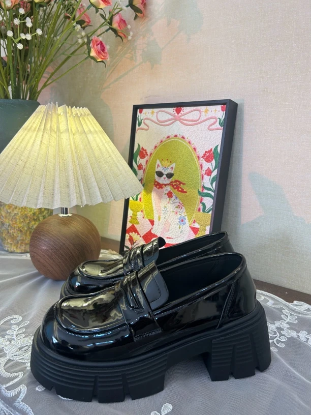 《馨馨衣橱》浅口乐福鞋鞋子休闲厚底女鞋