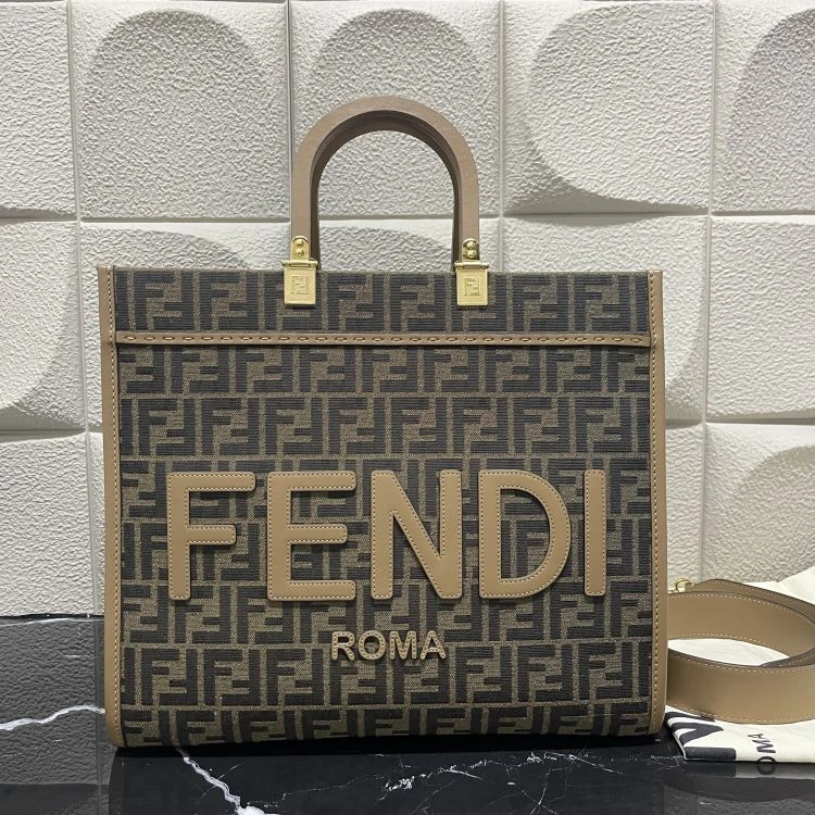 95新/芬迪/C14041275179/[251225CZ02]