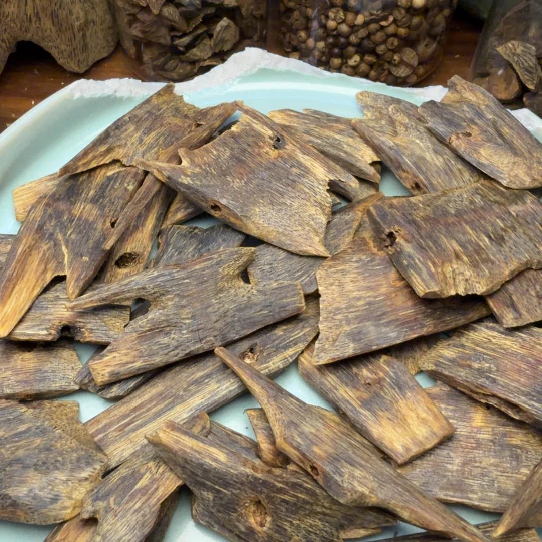 沉香沉香碎屑天然沉水红骨凹身20g