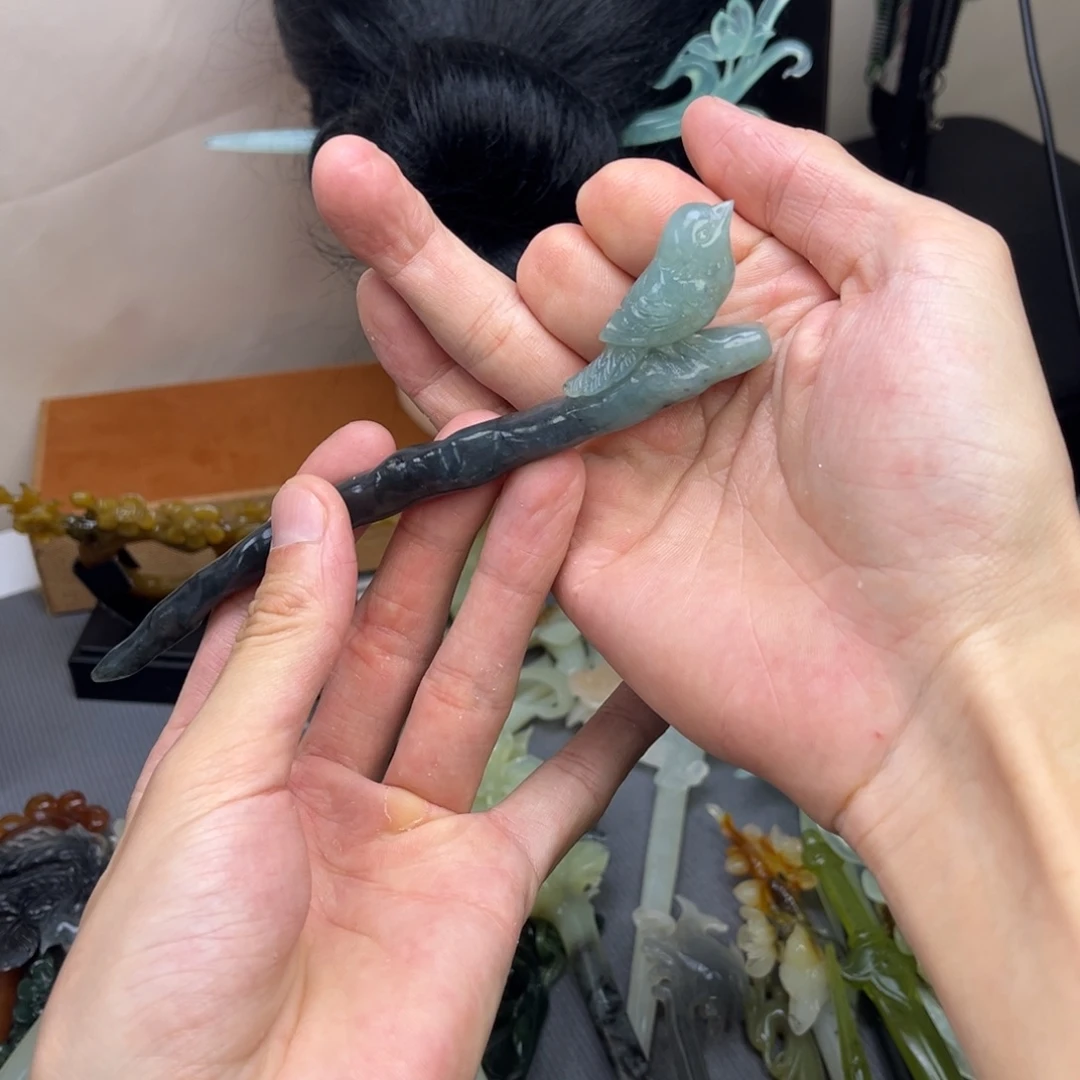 蛇纹石玉未镶嵌发饰