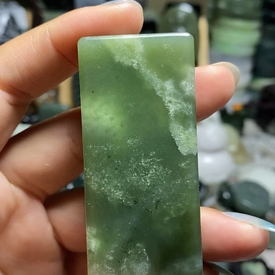 未镶嵌和田玉（糖玉）珠宝半成品