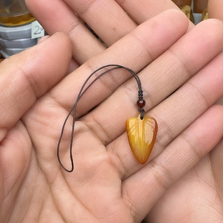 蜜蜡未镶嵌裸石天然蜜蜡手吊坠