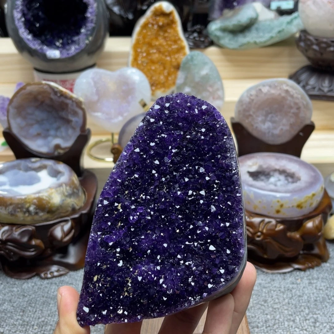 水晶大型摆件未镶嵌梧*