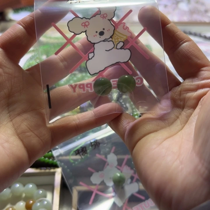 米***妈和田玉未镶嵌手镯