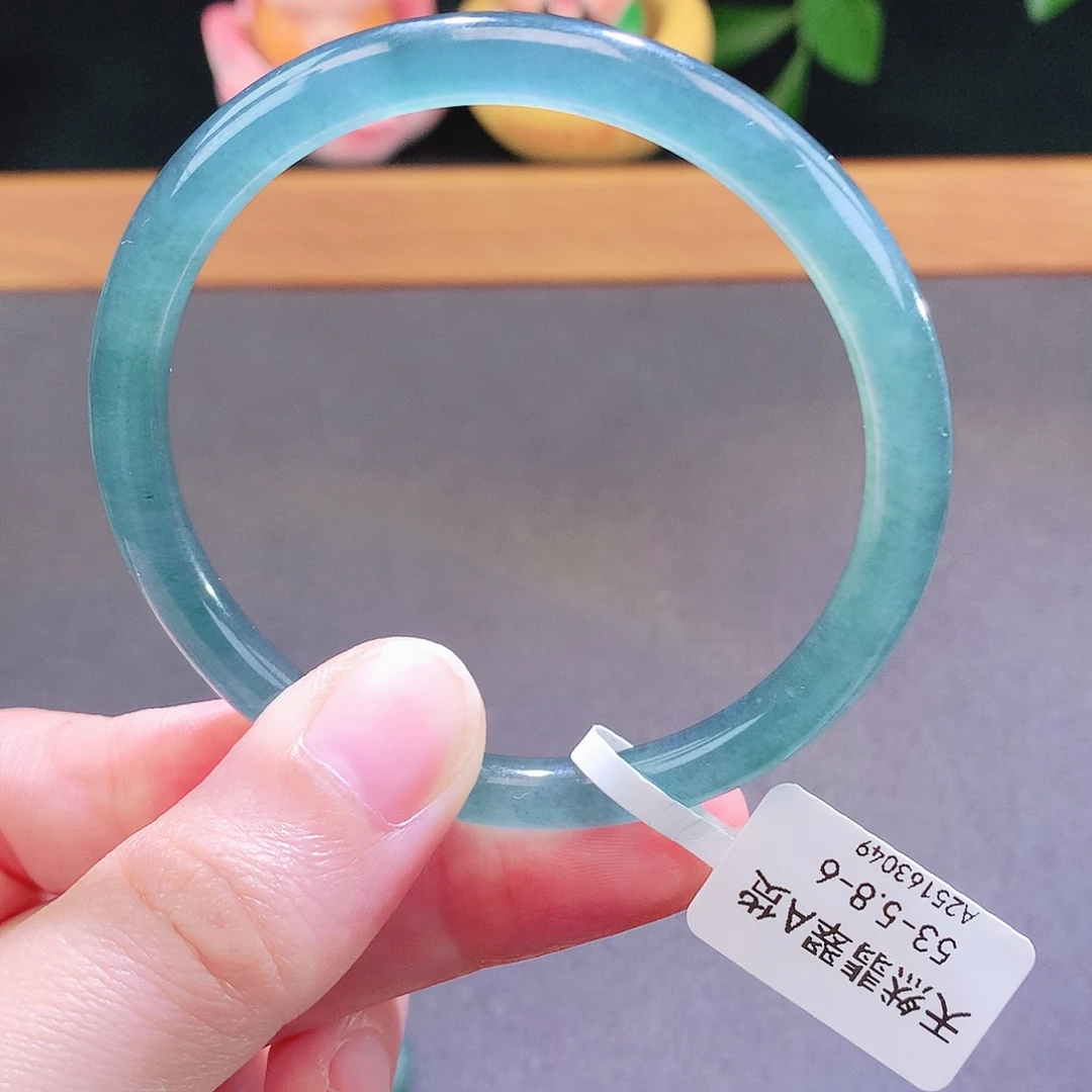 翡翠未镶嵌手镯天然翡翠