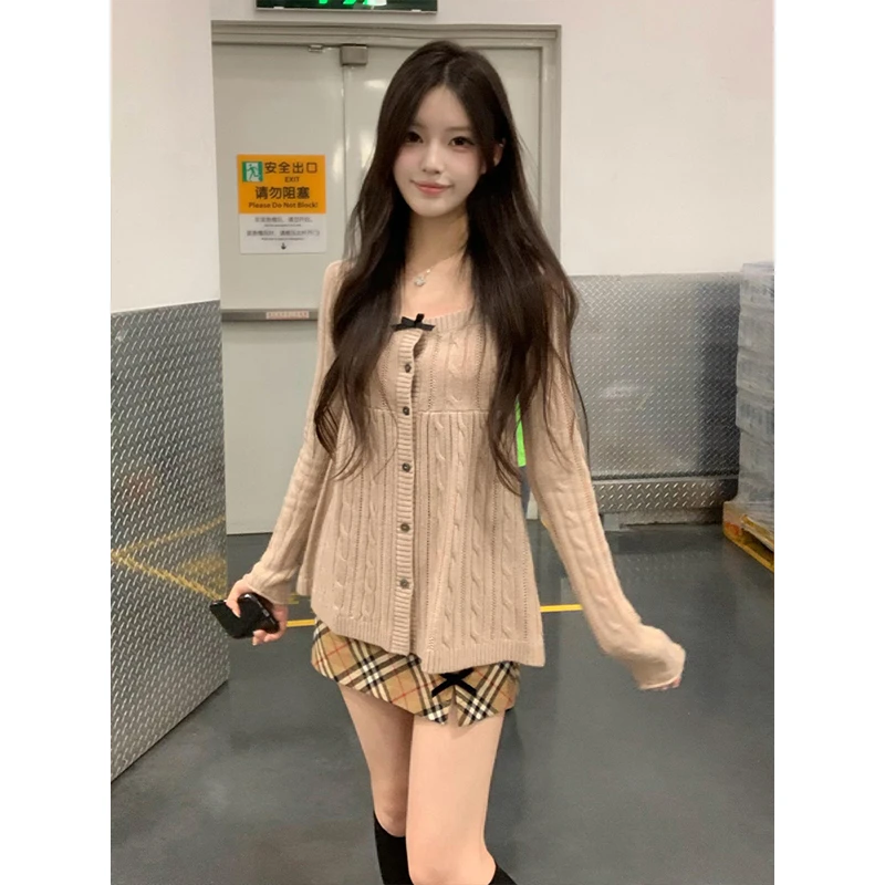 法式复古奶茶色蝴蝶结长袖针织开衫女秋冬慵懒氛围感气质宽松上衣
