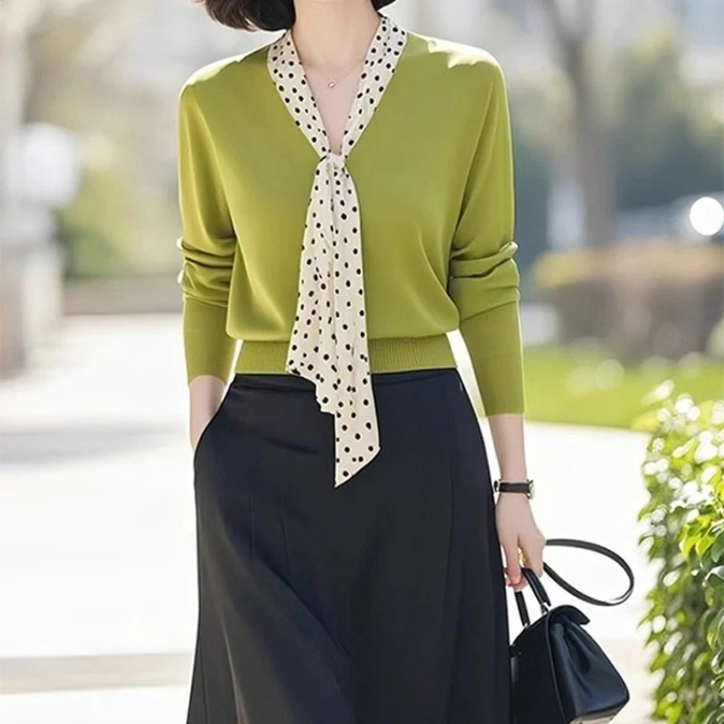 绿色披肩修身长袖针织衫女秋季2025新款盐系轻熟风裙子两件套