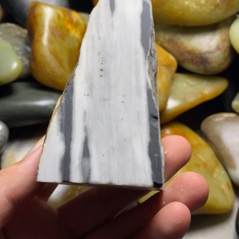 未镶嵌和田玉（糖玉）挂件