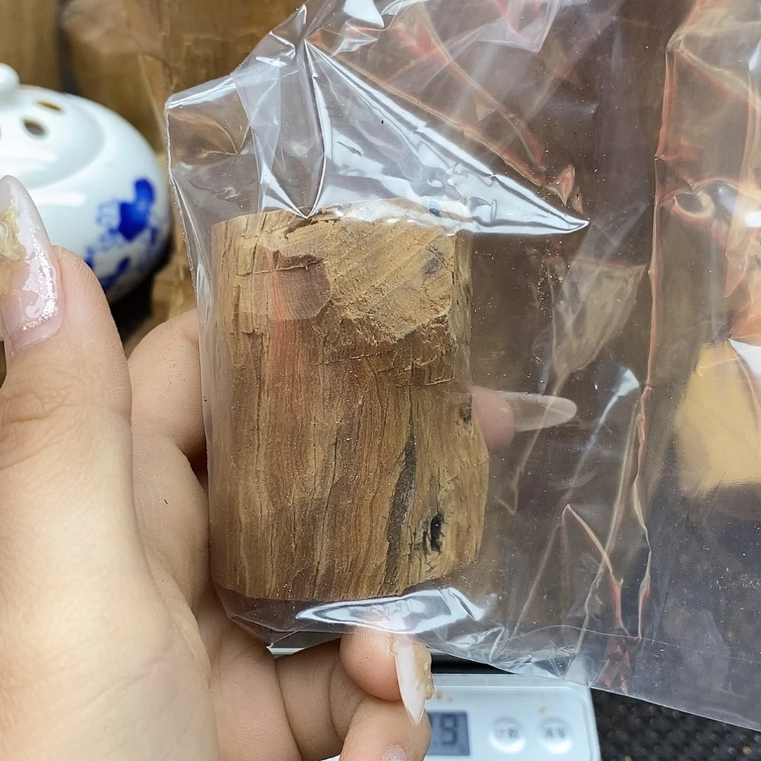 木飞*老山檀香木料木料