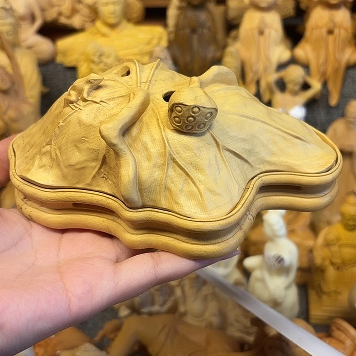 黄杨木黄杨木瑕疵荷叶香炉
