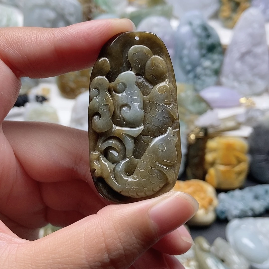 翡翠未镶嵌颈饰翡翠