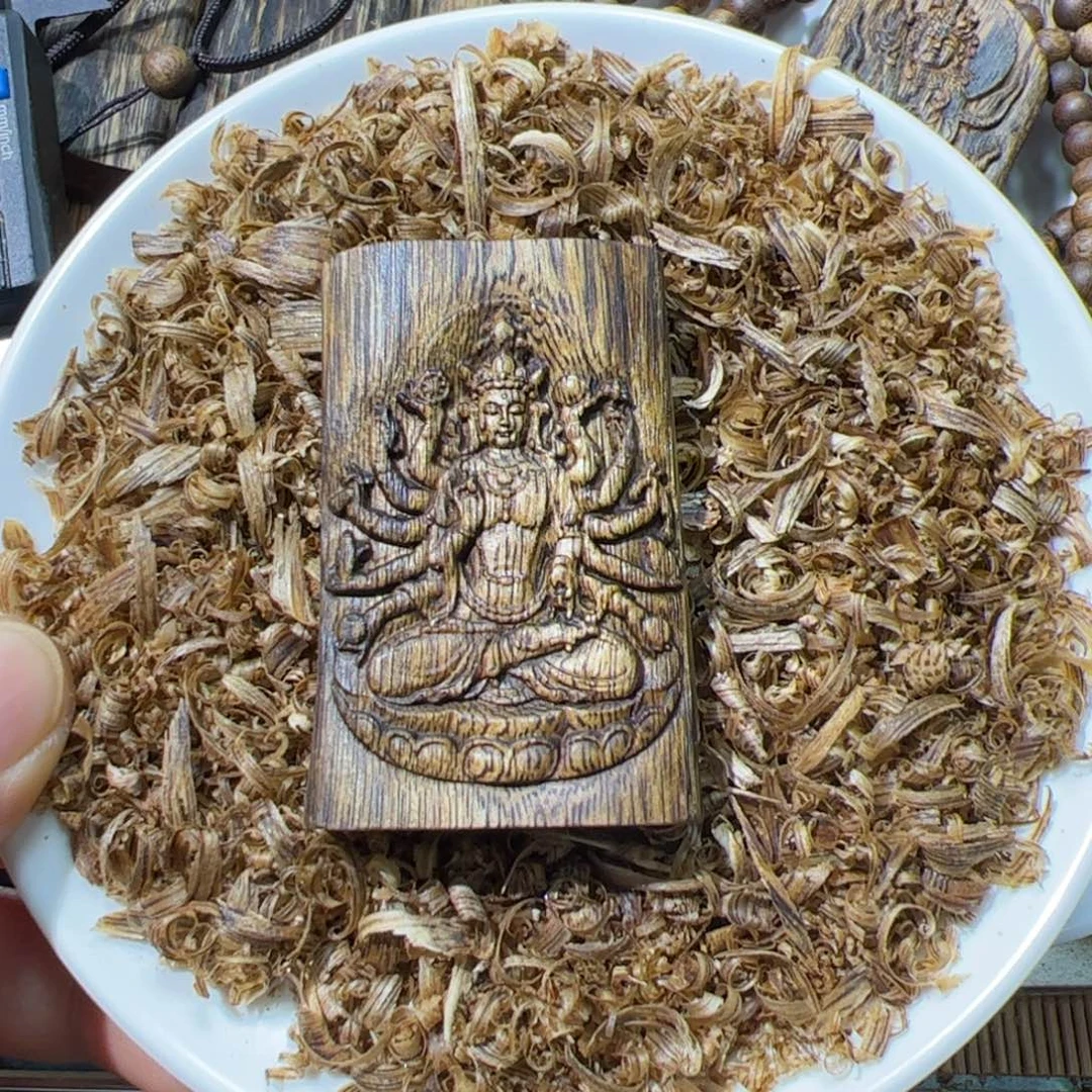 沉香碎屑沉香绿棋雕刻13克+