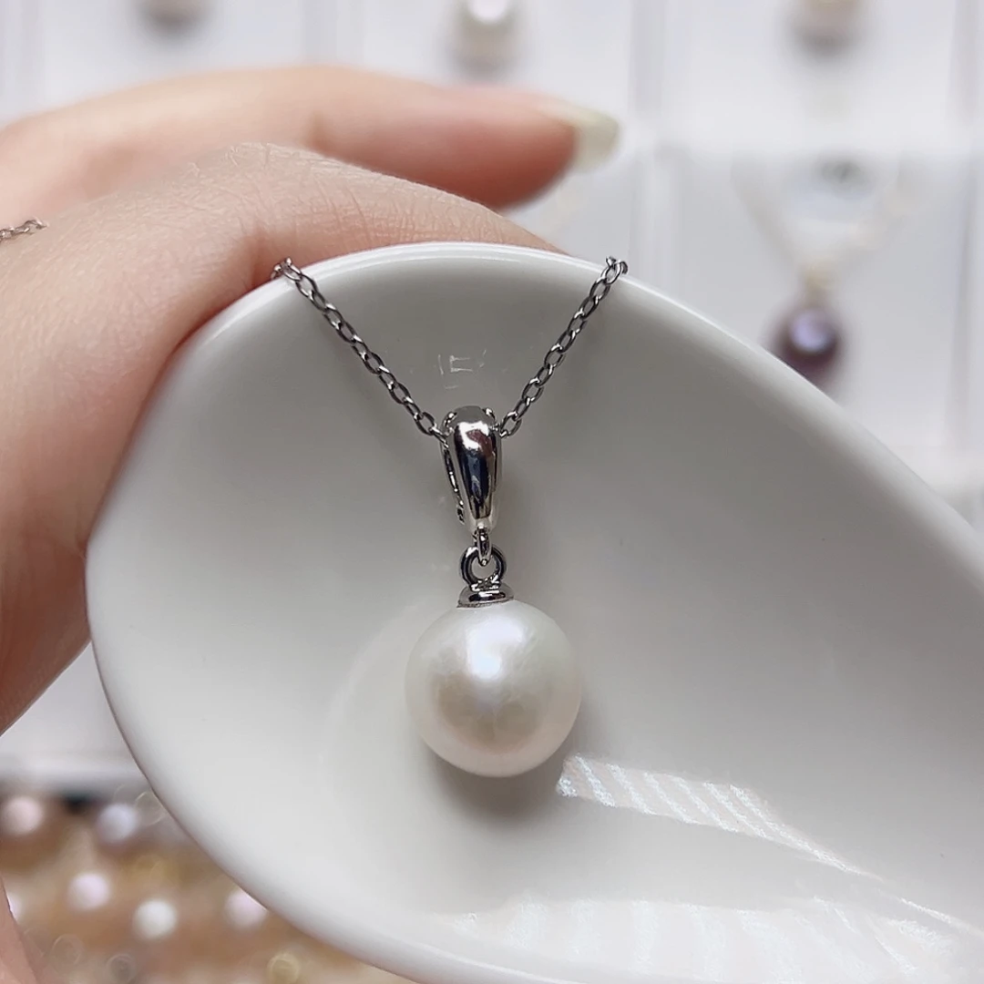淡水珍珠吊坠(赠链)未镶嵌
