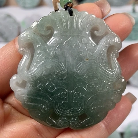 翡翠颈饰未镶嵌饕餮福利