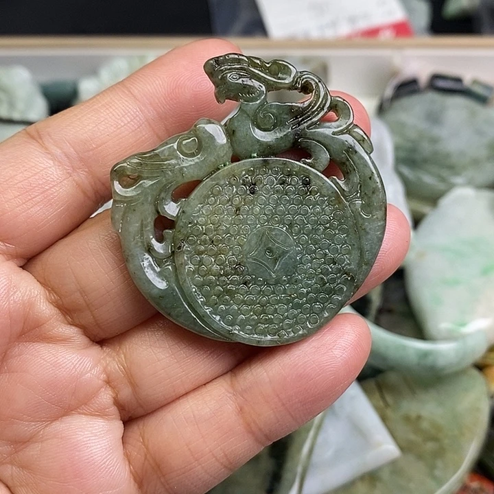 翡翠未镶嵌颈饰天然翡翠09