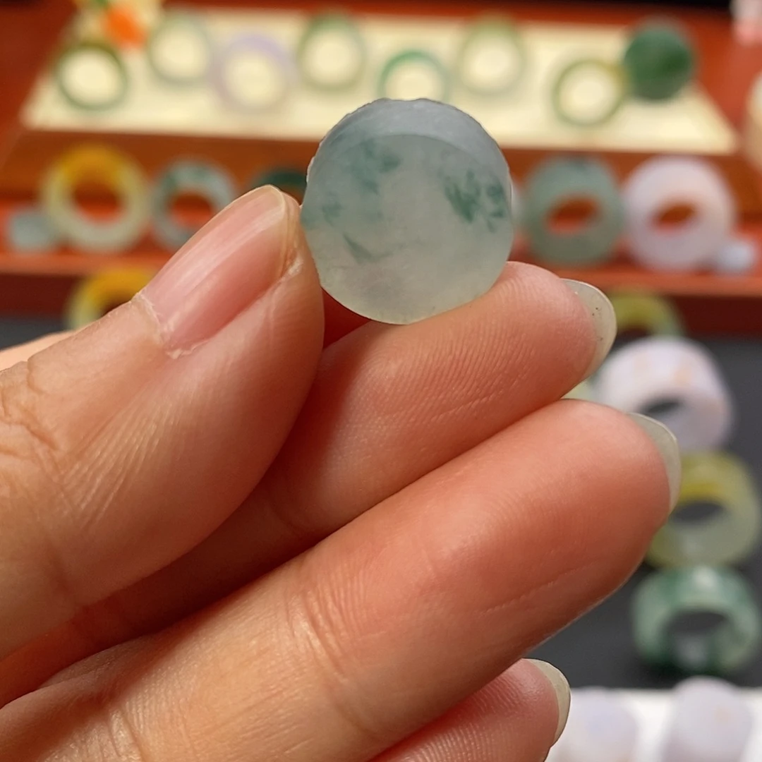 风***吟定制翡翠未镶嵌翡翠