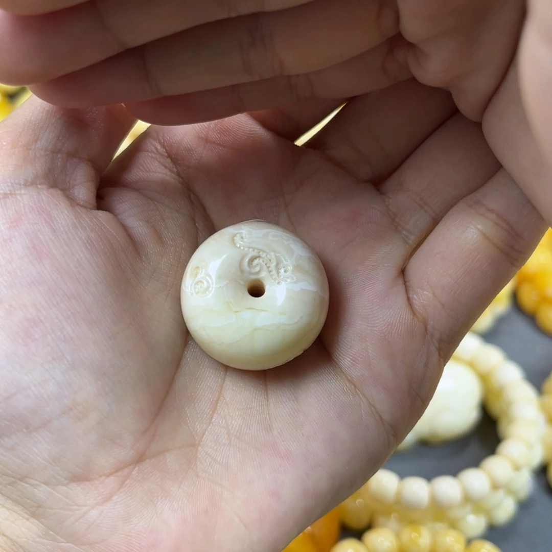 琥珀未镶嵌手串扣子
