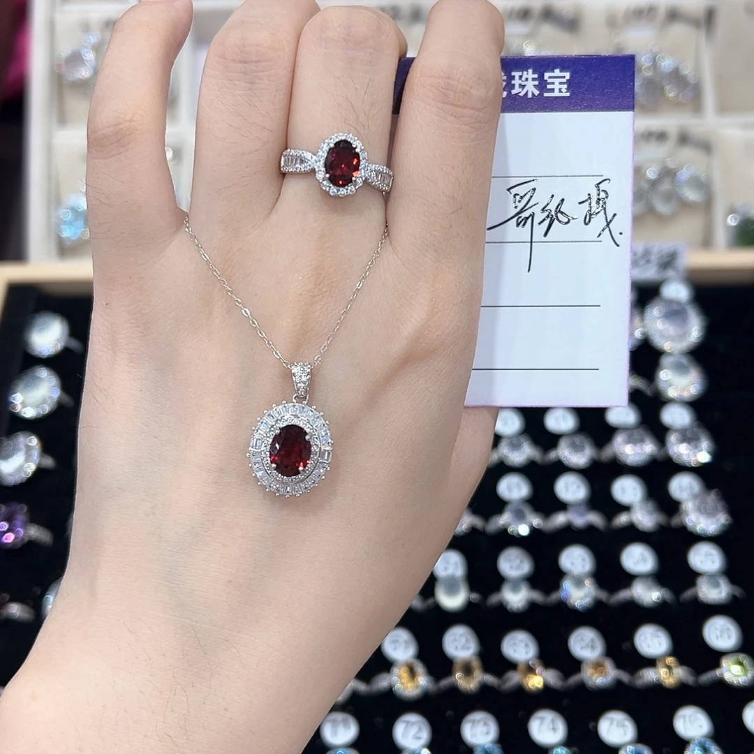 哥***拽银S925镶嵌戒指黄晶
