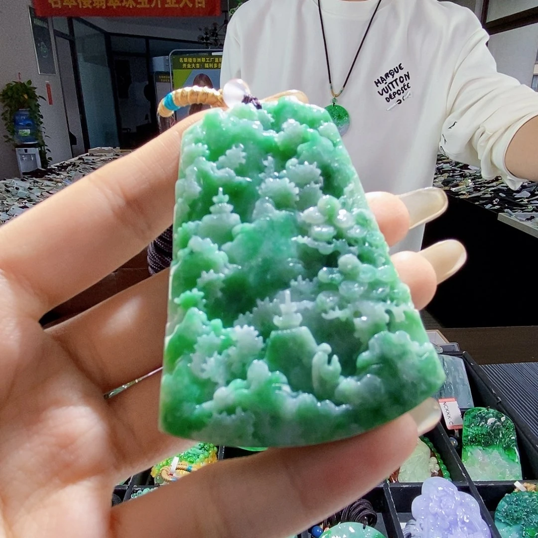 颈饰未镶嵌翡翠翡翠