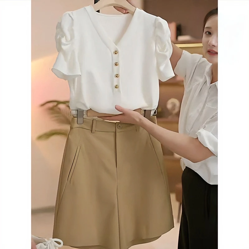 夏季穿搭一整套女装2025新款爆款洋气短袖T恤显瘦休闲短裤两件套