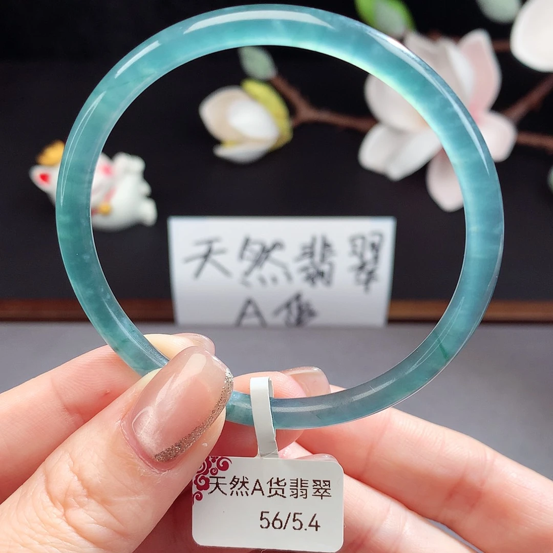 翡翠手镯（圆镯）未镶嵌