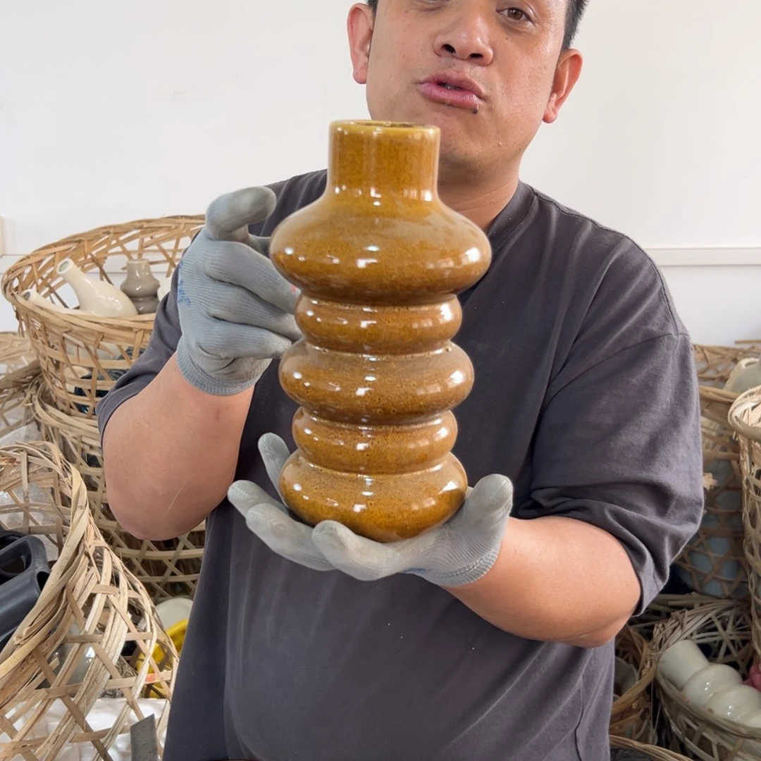 摆件82 号高中低温工艺瓶（部分微瑕）