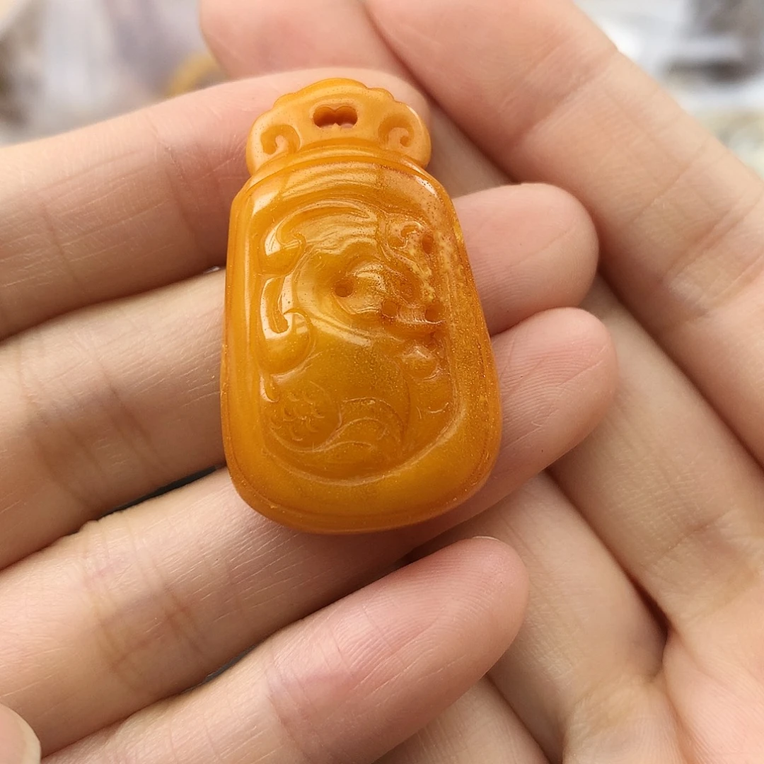 琥珀未镶嵌珠宝奇石