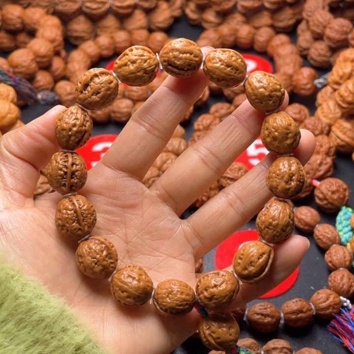 文玩核桃吊坠@****者小麒麟