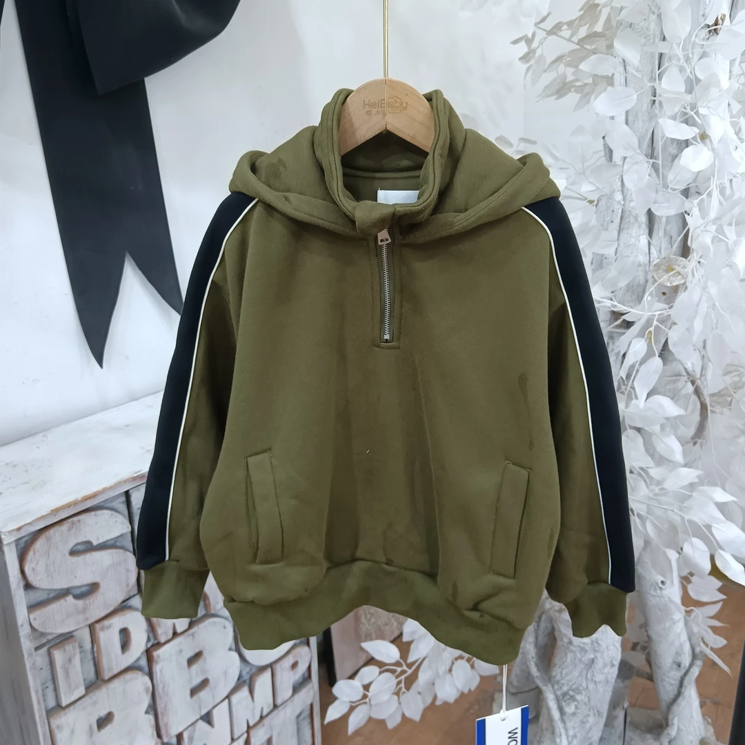 K205军绿色加绒卫衣/啵里