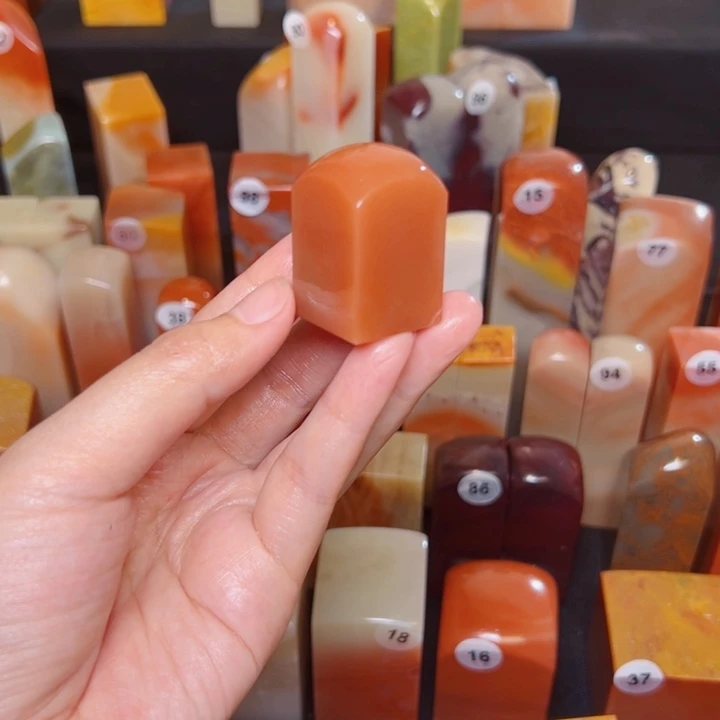 老挝石老挝精品素章