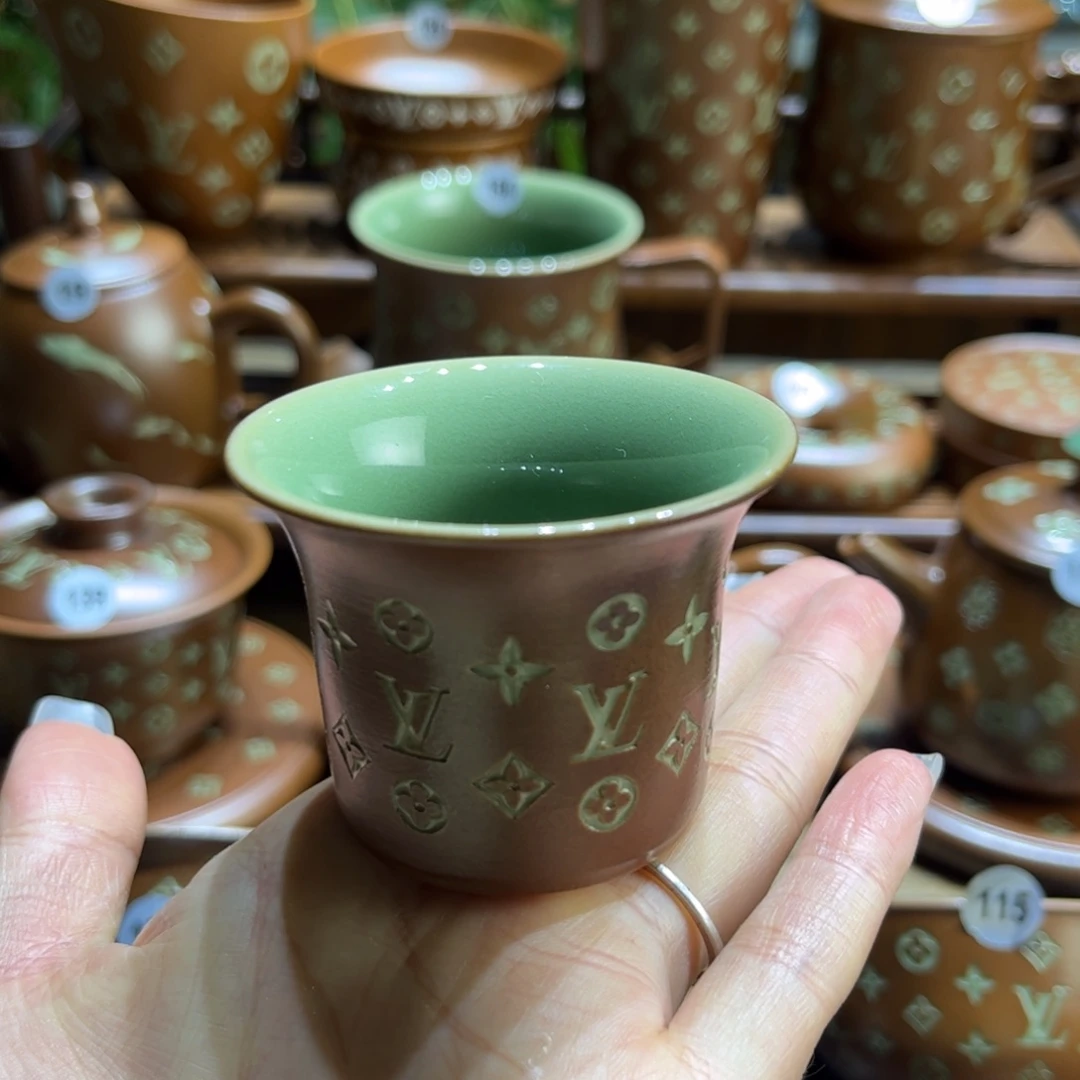 许***娘草木灰老花马蹄杯1