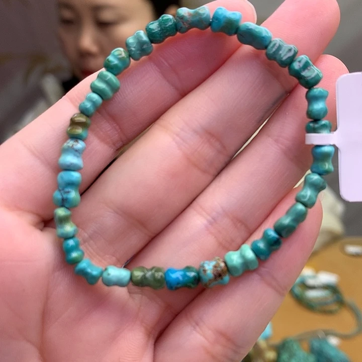 绿松石未镶嵌原矿