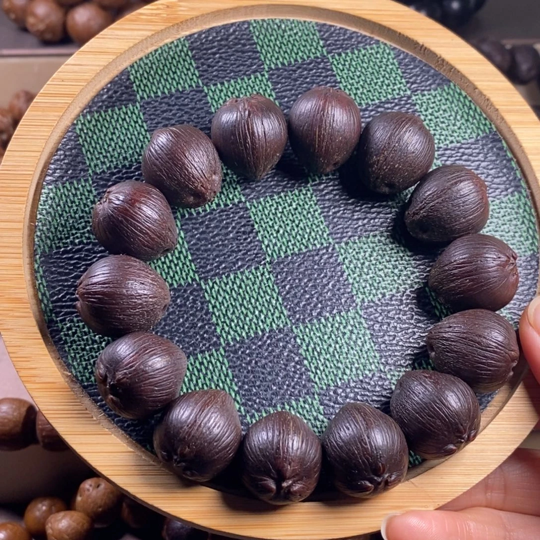 B***Y手串紫金鼠18紫皮加菲猫